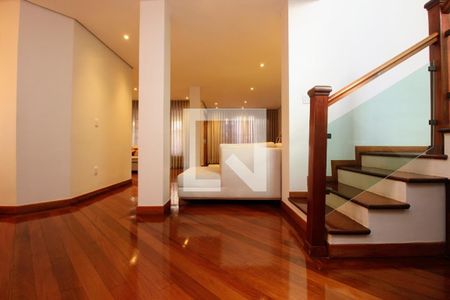 Sala de casa à venda com 3 quartos, 265m² em Prado, Belo Horizonte