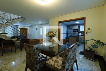 Sala de Jantar de casa à venda com 3 quartos, 248m² em Vila Santa Teresa, Santo André