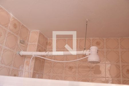 Banheiro de apartamento para alugar com 1 quarto, 42m² em Guilhermina, Praia Grande