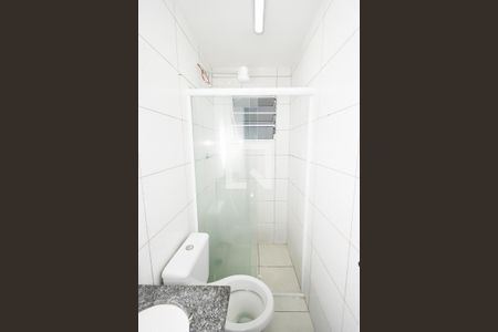 Banheiro de casa para alugar com 1 quarto, 40m² em Carandiru, São Paulo