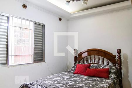 Suíte  de casa à venda com 3 quartos, 250m² em Jardim Santo Antônio, Santo André