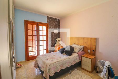 Casa à venda com 150m², 3 quartos e 2 vagas Casa à venda com 150m², 3 quartos e 2 vagasQuarto 3