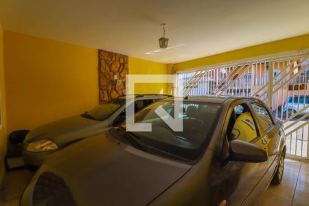 Casa à venda com 150m², 3 quartos e 2 vagas Casa à venda com 150m², 3 quartos e 2 vagasGaragem