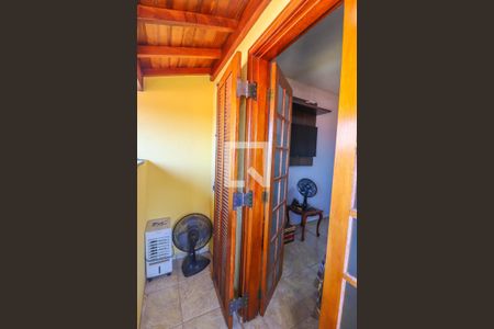 Casa à venda com 150m², 3 quartos e 2 vagas Casa à venda com 150m², 3 quartos e 2 vagasSuíte