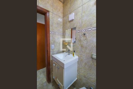 Casa à venda com 150m², 3 quartos e 2 vagas Casa à venda com 150m², 3 quartos e 2 vagasBanheiro da Suíte