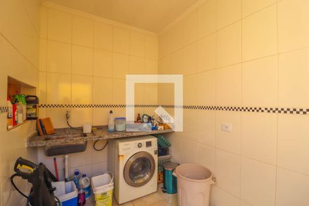 Casa à venda com 150m², 3 quartos e 2 vagas Casa à venda com 150m², 3 quartos e 2 vagasÁrea de Serviço