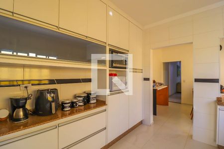 Casa à venda com 150m², 3 quartos e 2 vagas Casa à venda com 150m², 3 quartos e 2 vagasCozinha