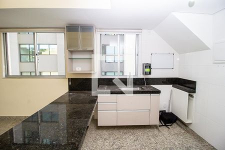 Cozinha de apartamento à venda com 2 quartos, 120m² em Serra, Belo Horizonte