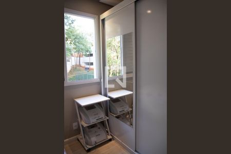 Quarto 2 de apartamento para alugar com 2 quartos, 48m² em Jardim Leonor Mendes de Barros, São Paulo