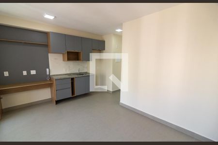 Sala - cozinha de kitnet/studio para alugar com 1 quarto, 25m² em Vila Andrade, São Paulo