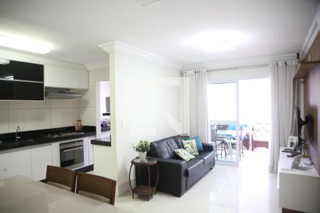 Sala de apartamento para alugar com 2 quartos, 90m² em Vilamar, Praia Grande