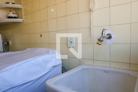 Apartamento à venda com 58m², 2 quartos e 1 vaga Apartamento à venda com 58m², 2 quartos e 1 vagaÁrea de Serviço