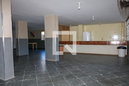 Apartamento à venda com 58m², 2 quartos e 1 vaga Apartamento à venda com 58m², 2 quartos e 1 vagaÁrea comum - Salão de festas