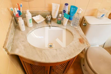 Apartamento à venda com 58m², 2 quartos e 1 vaga Apartamento à venda com 58m², 2 quartos e 1 vagaBanheiro da Suite