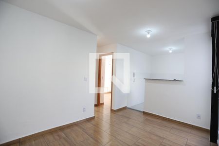 Sala de apartamento para alugar com 2 quartos, 47m² em Parque Santa Rosa, Suzano