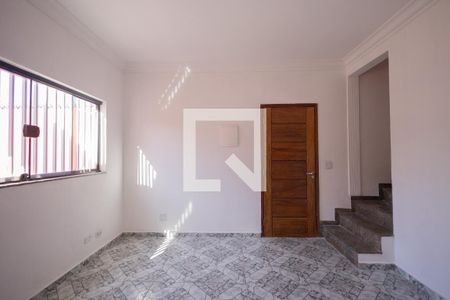 Sala de casa à venda com 3 quartos, 180m² em Vila Carrão, São Paulo