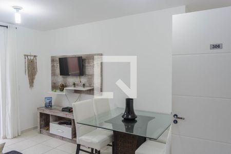 Sala de apartamento para alugar com 2 quartos, 60m² em Canasvieiras, Florianópolis