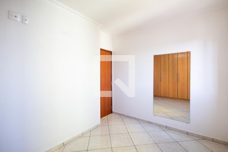 Quarto 1 de apartamento para alugar com 2 quartos, 64m² em Bussocaba, Osasco