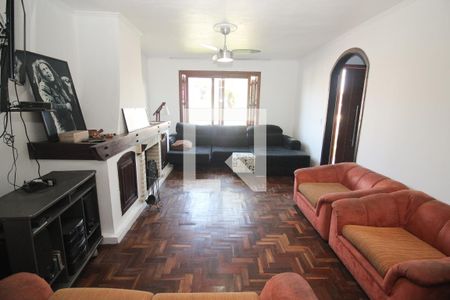 Sala de Estar de casa à venda com 3 quartos, 200m² em Espírito Santo, Porto Alegre