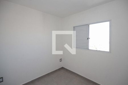 Quarto de apartamento para alugar com 1 quarto, 32m² em Vila Margarida, São Paulo