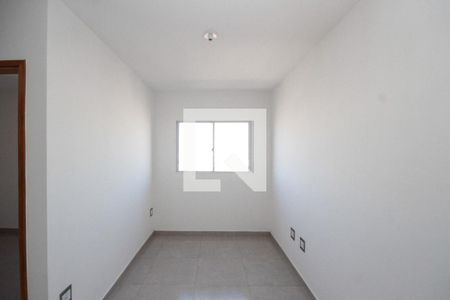 Sala de apartamento para alugar com 1 quarto, 32m² em Vila Margarida, São Paulo