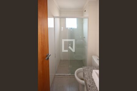 Banheiro de apartamento para alugar com 1 quarto, 32m² em Vila Margarida, São Paulo