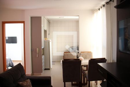 Sala de apartamento para alugar com 2 quartos, 56m² em Shopping Park, Uberlândia