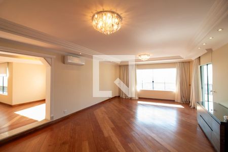 Apartamento à venda com 630m², 5 quartos e 5 vagasSala