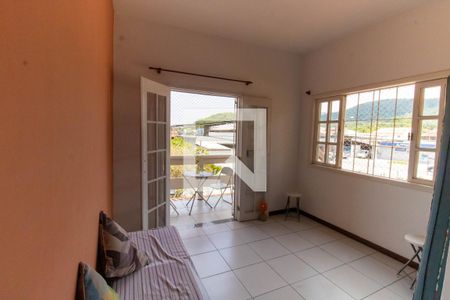 Sala 2 de casa para alugar com 3 quartos, 300m² em Serra Grande, Niterói