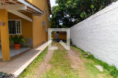 Garagem de casa à venda com 3 quartos, 300m² em Serra Grande, Niterói