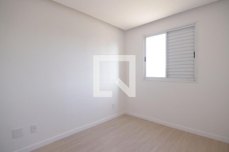 Quarto 1 de apartamento para alugar com 2 quartos, 55m² em Vila São Paulo, Ferraz de Vasconcelos