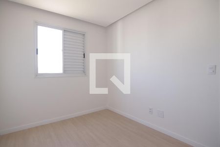 Quarto 1 de apartamento para alugar com 2 quartos, 55m² em Vila São Paulo, Ferraz de Vasconcelos