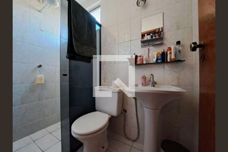 Banheiro 2 de apartamento à venda com 2 quartos, 66m² em Heliópolis, Belo Horizonte