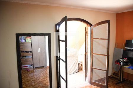 Quarto 1 de casa à venda com 3 quartos, 200m² em Vila Carolina, São Paulo