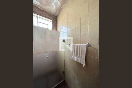 Banheiro de apartamento à venda com 3 quartos, 180m² em Santa Lúcia, Belo Horizonte