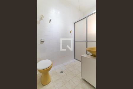 Banheiro de apartamento para alugar com 1 quarto, 61m² em Pinheiros, São Paulo