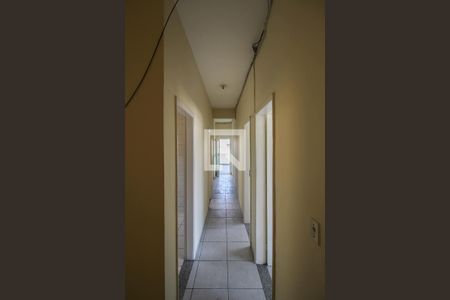 Corredor de apartamento para alugar com 3 quartos, 70m² em Edson Passos, Mesquita