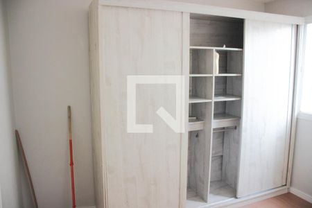 Quarto 2 de apartamento para alugar com 2 quartos, 40m² em Itaquera, São Paulo