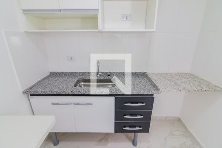 Cozinha / Lavanderia de kitnet/studio para alugar com 1 quarto, 28m² em Jardim Pinheiros, São Paulo