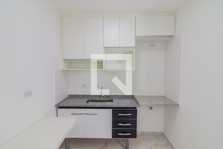 Cozinha / Lavanderia de kitnet/studio para alugar com 1 quarto, 28m² em Jardim Pinheiros, São Paulo