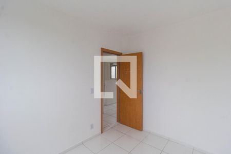 Quarto 2 de apartamento para alugar com 2 quartos, 44m² em Passo das Pedras, Gravataí