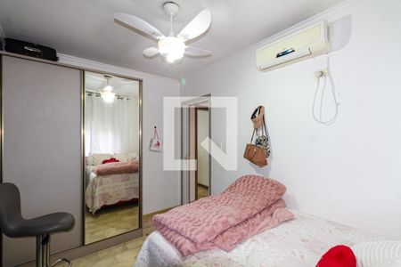 Quarto 1 de apartamento para alugar com 2 quartos, 56m² em Cavalhada, Porto Alegre