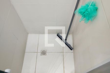 Banheiro da Suíte de apartamento para alugar com 2 quartos, 74m² em Canto do Forte, Praia Grande