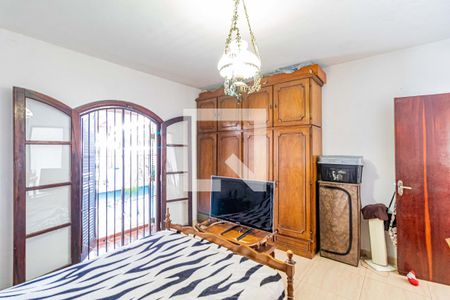 Quarto 01 de casa à venda com 3 quartos, 170m² em Vila Sonia, São Paulo