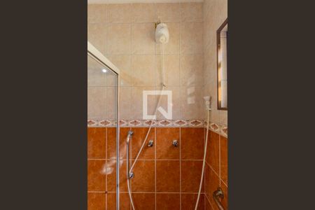 Banheiro Suíte 1 de casa à venda com 4 quartos, 265m² em Vila Guilhermina, São Paulo
