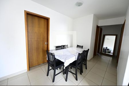 Sala de Jantar de apartamento para alugar com 3 quartos, 90m² em Serrinha, Goiânia