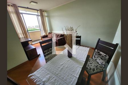 Sala de apartamento para alugar com 3 quartos, 85m² em Rio Pequeno, São Paulo