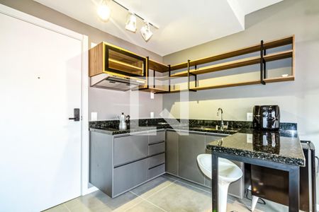 Cozinha de apartamento à venda com 1 quarto, 25m² em Farroupilha, Porto Alegre