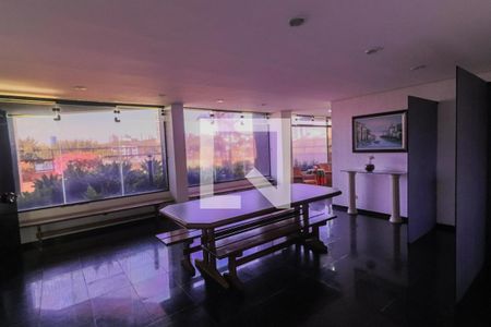 Apartamento à venda com 158m², 4 quartos e 2 vagas Apartamento à venda com 158m², 4 quartos e 2 vagasÁrea comum - Salão de festas