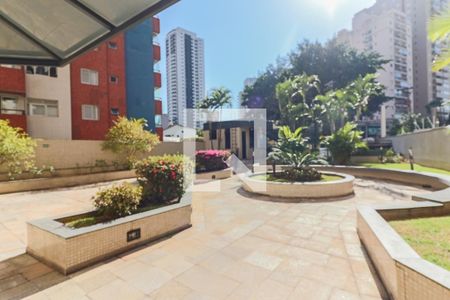 Apartamento à venda com 158m², 4 quartos e 2 vagas Apartamento à venda com 158m², 4 quartos e 2 vagasCondomínio